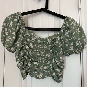 Hollister crop top | size S